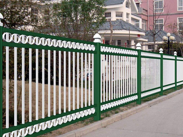 别墅围墙护栏大门