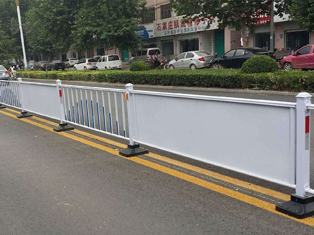 郸城市政公路护栏生产参加