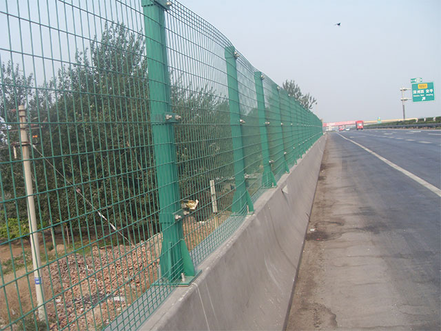 波形护栏高速公路护栏