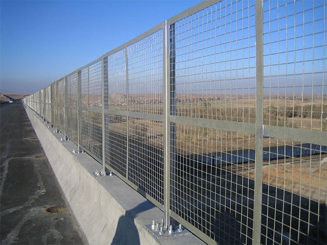 安达桥梁景观不锈钢护栏价格优惠