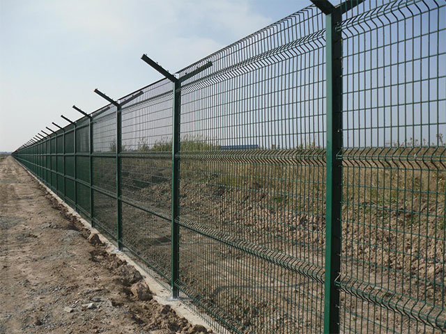 金属护栏网安装方法
