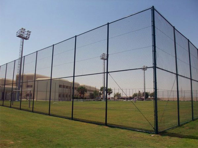 球场围栏网安装步骤